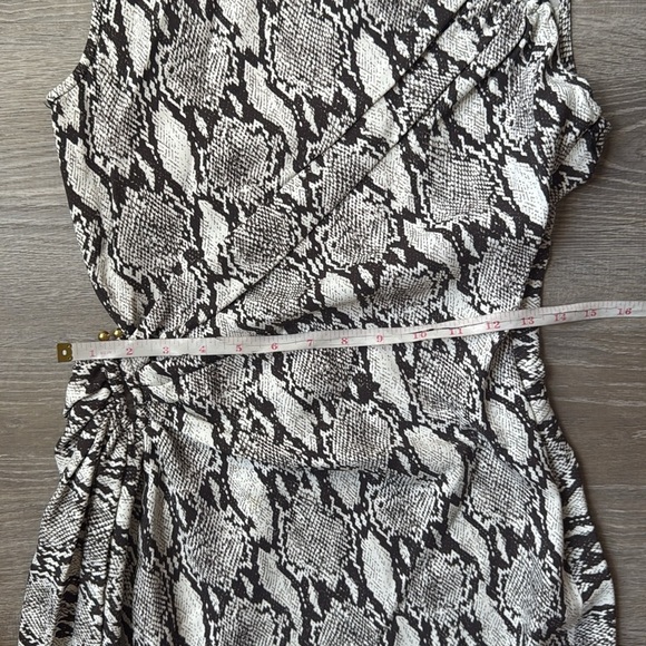 A.L.C. Beale Snakeskin Print Cutout Midi Dress 8 - Picture 15 of 16